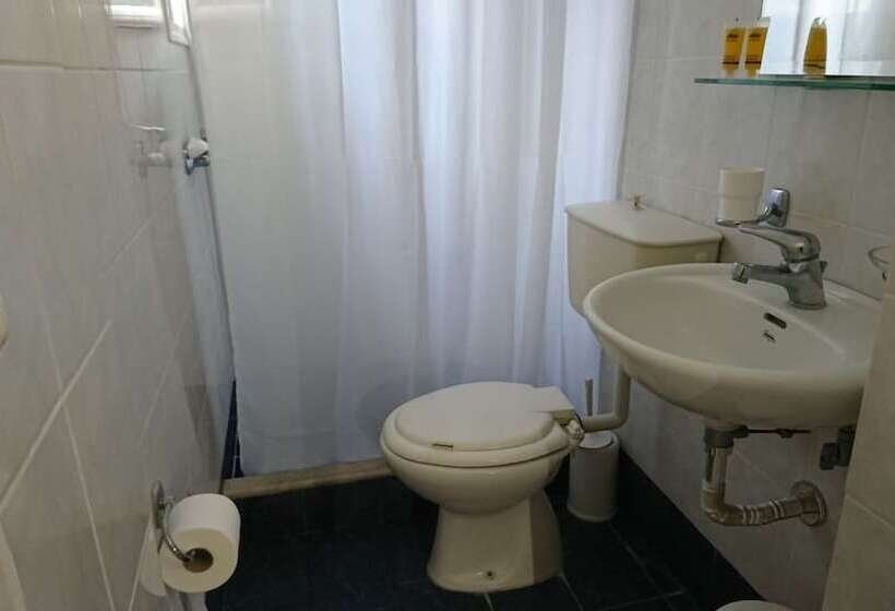 پانسیون Eleni Rooms