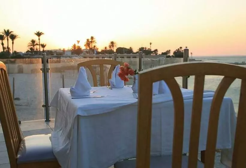 ホテル Les Palmiers