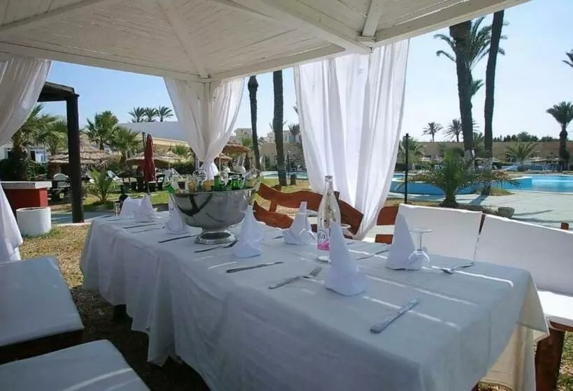 ホテル Les Palmiers