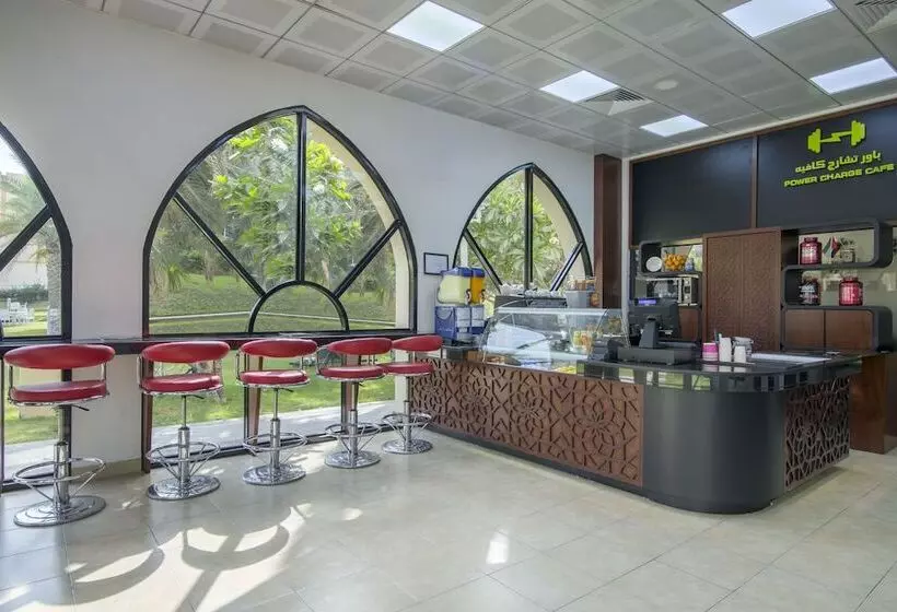 Metropolitan Al Mafraq Hotel