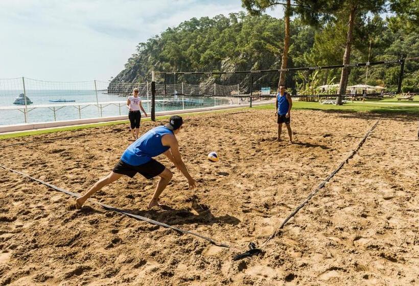 هتل Robinson Camyuva Adults Only