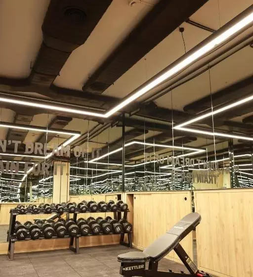 Nova Plaza Crystal Hotel & Spa