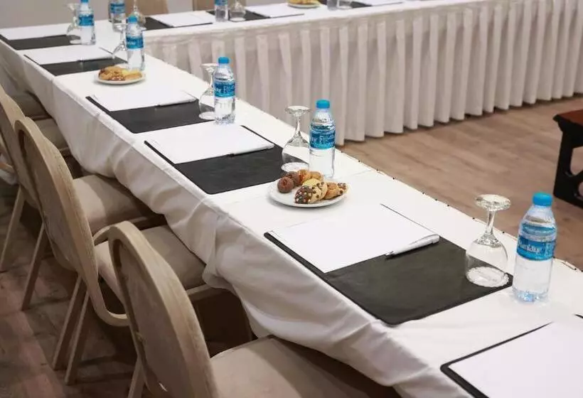 Nova Plaza Crystal Hotel & Spa