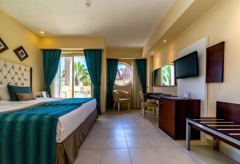 리조트 Kamelya Aishen Club & Aqua Ultra All Inclusive Kids Concept