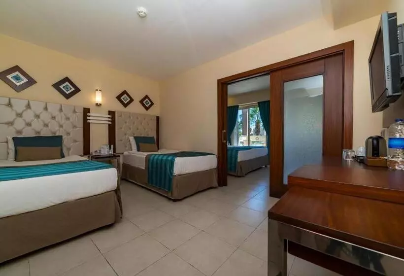 리조트 Kamelya Aishen Club & Aqua Ultra All Inclusive Kids Concept