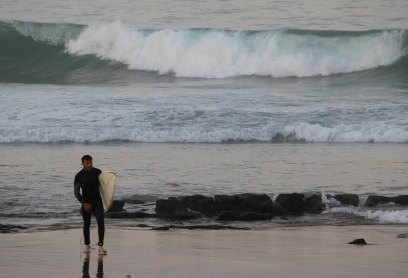 Azul Guest House Taghazout Bay   Hostel