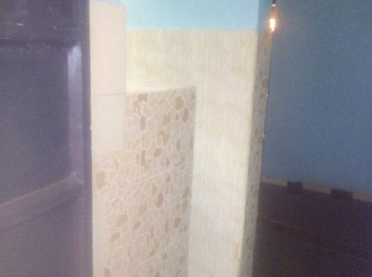 تختخواب و صبحانه The Hub Guest House