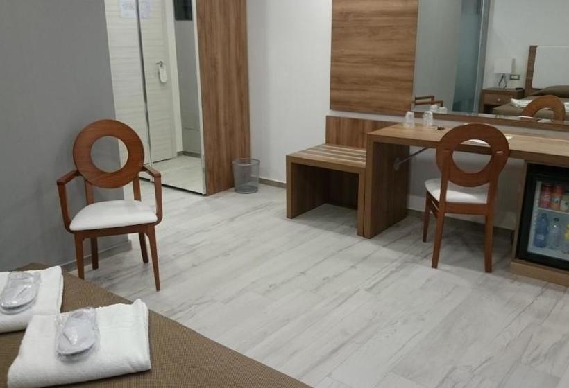 客栈  Grand Hotel Del Lago