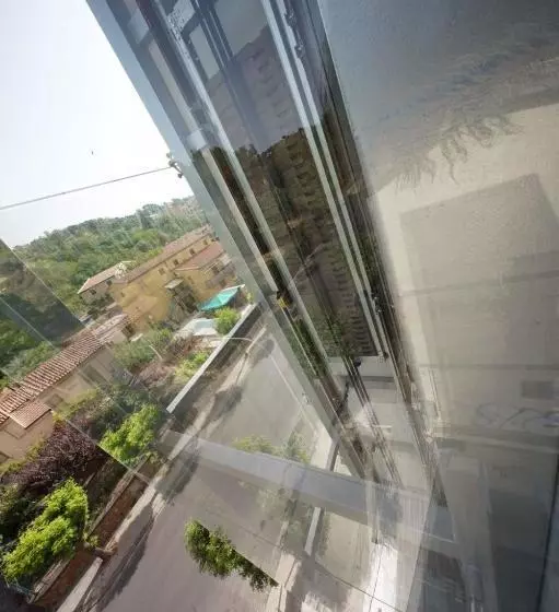 簡易ホテル Grand Hotel Del Lago