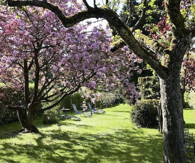 هتل Auberge Du Sabotier