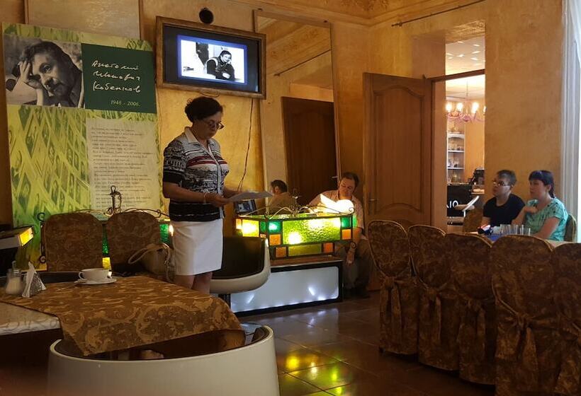 فندق Bichaikhanov Palace