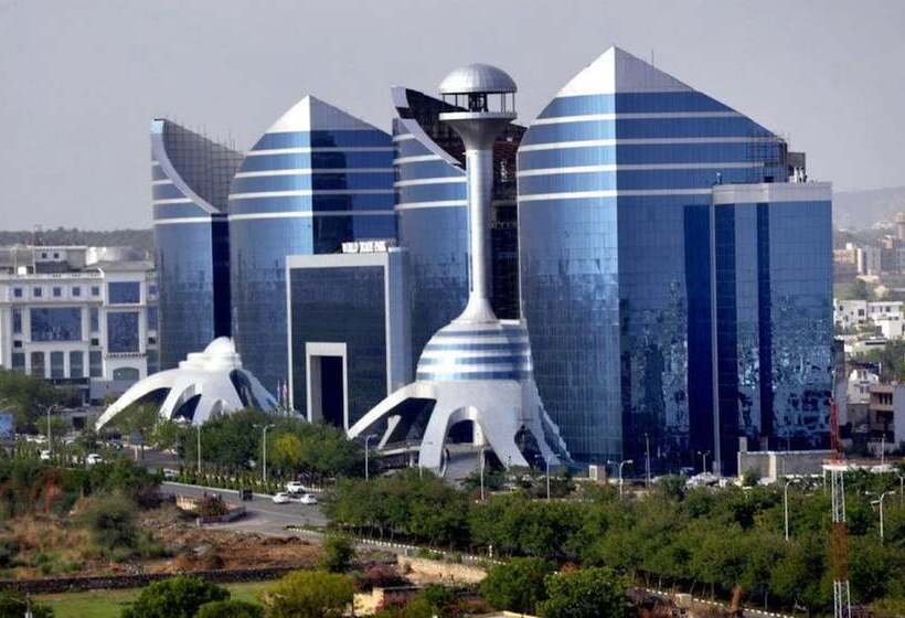 هتل Golden Heritage