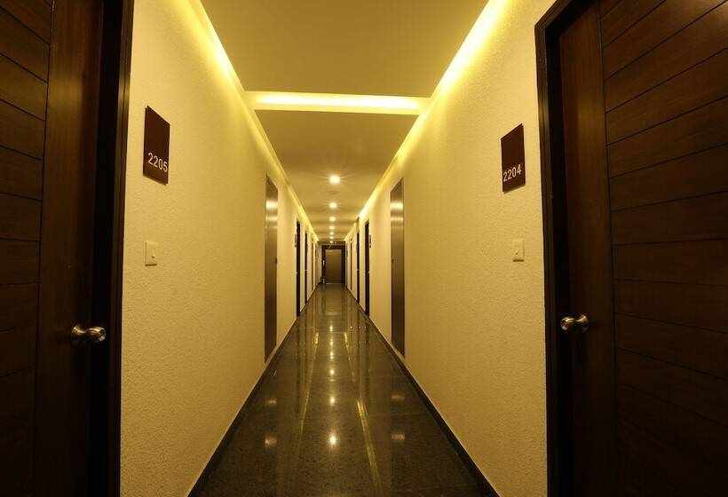 호텔 Royal Plaza Suites By Rak Rooms, Mangaluru