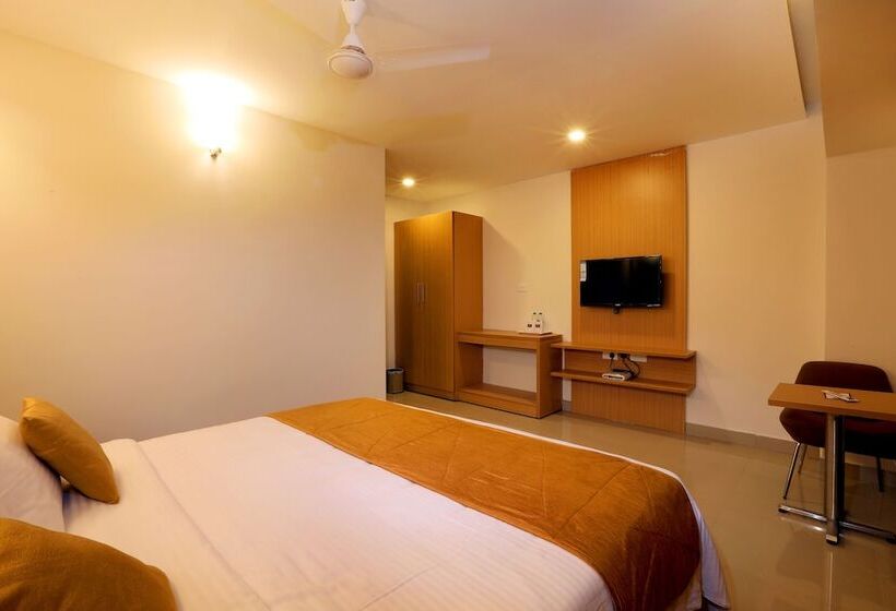 호텔 Royal Plaza Suites By Rak Rooms, Mangaluru