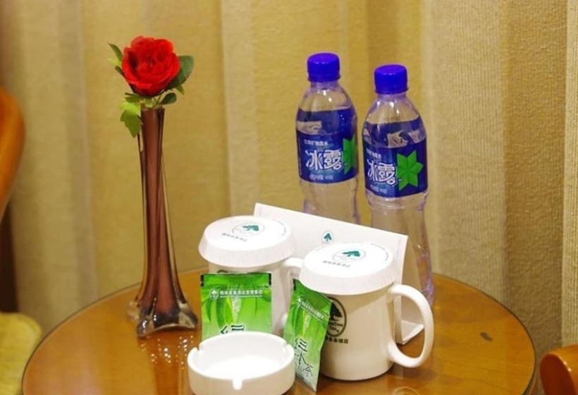 호텔 Greentree Inn Lianyungang Ganyu South Station Express