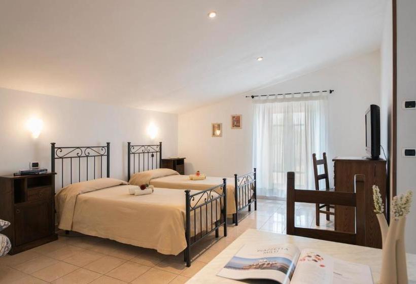 בית מלון כפרי La Pace