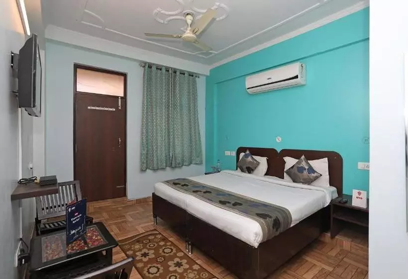 ホテル Oyo 11482 Mahalaxmi Palace