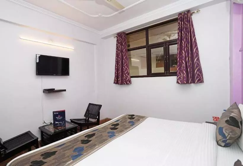 ホテル Oyo 11482 Mahalaxmi Palace