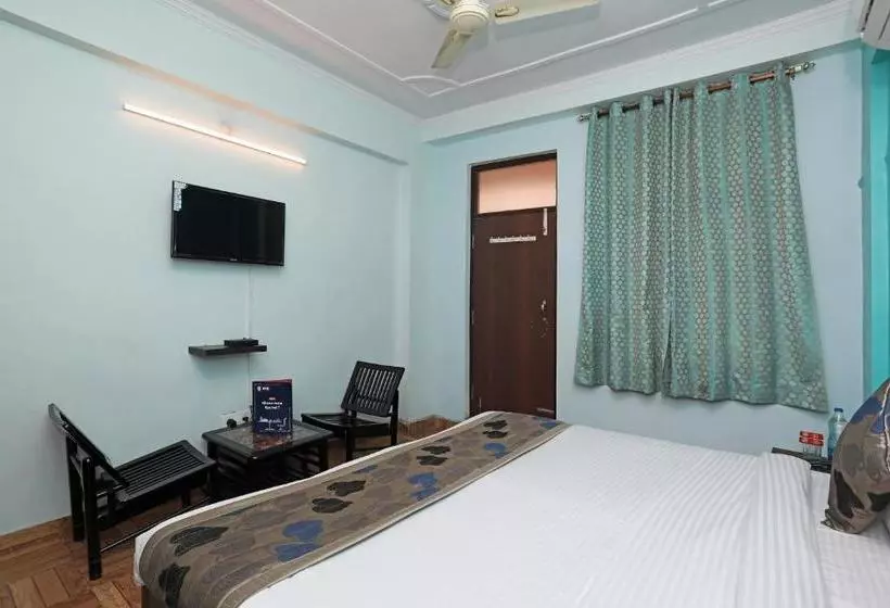 ホテル Oyo 11482 Mahalaxmi Palace