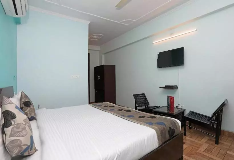 ホテル Oyo 11482 Mahalaxmi Palace