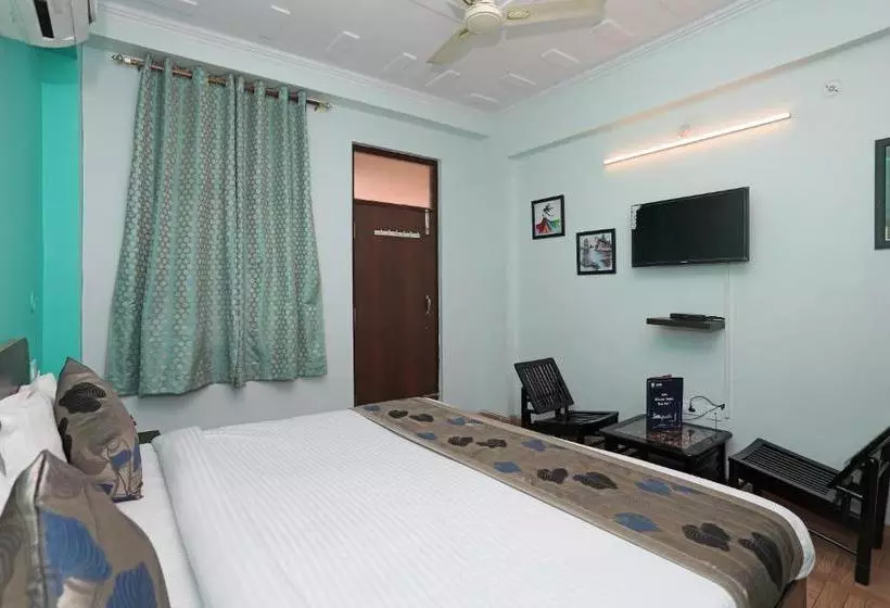 ホテル Oyo 11482 Mahalaxmi Palace