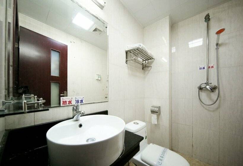 Отель Oyo 8027 Li Hu Business