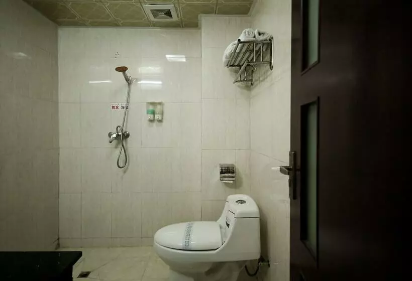 Hotelli Oyo 8027 Li Hu Business