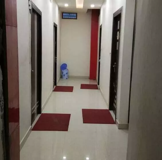 هتل Puri Grand