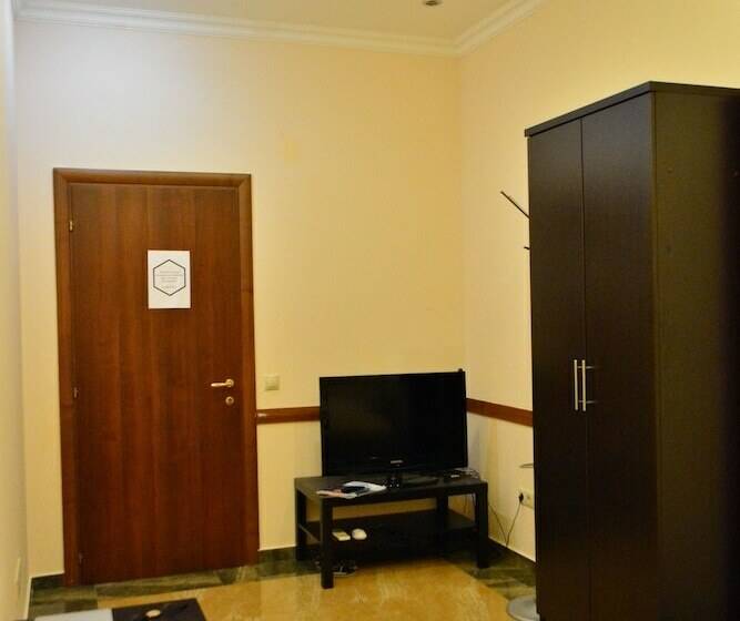 Lucky London   Hostel