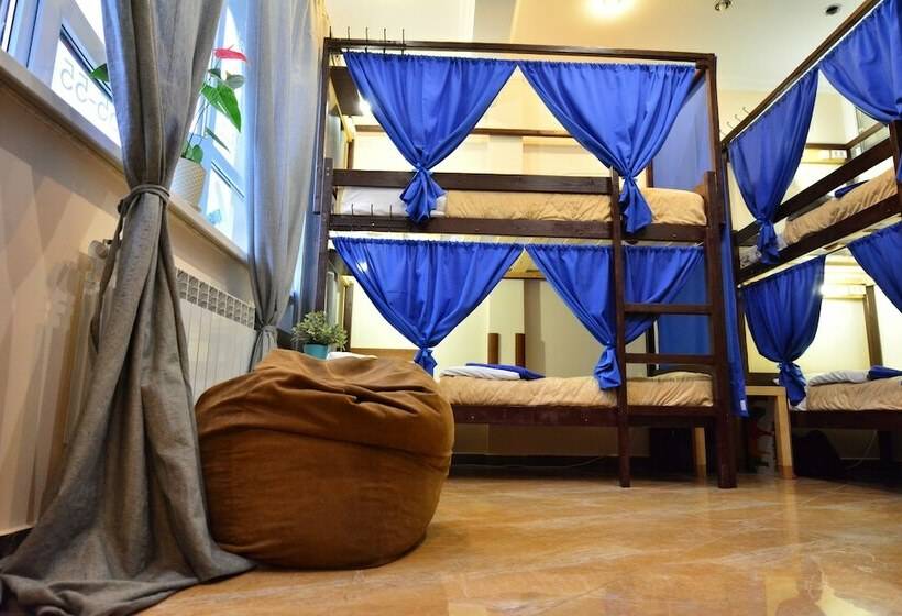 Lucky London   Hostel