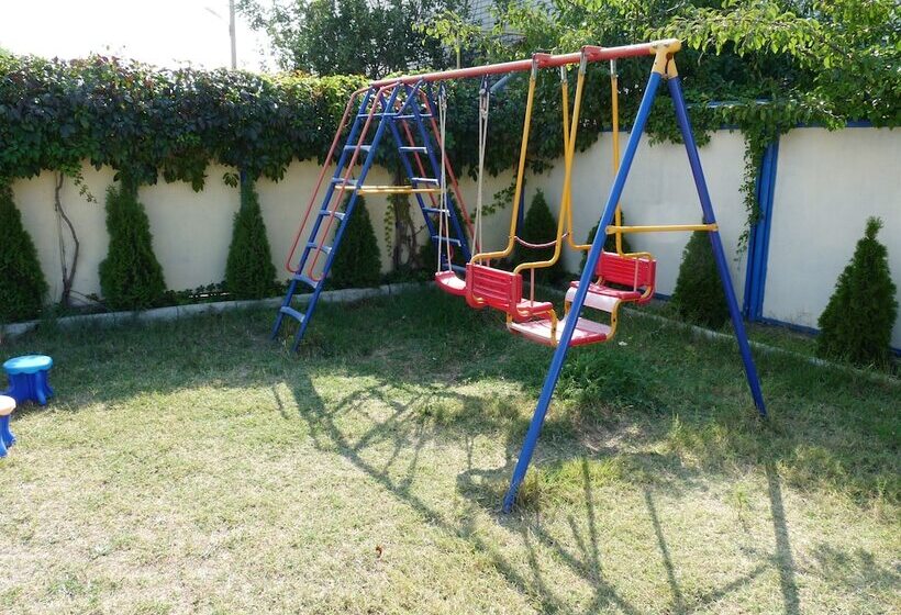 پانسیون Guest House Delfin