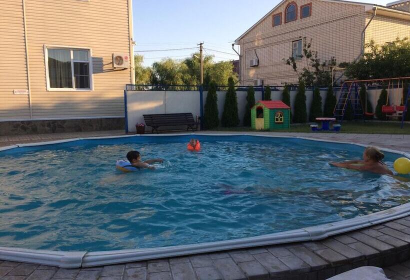 پانسیون Guest House Delfin