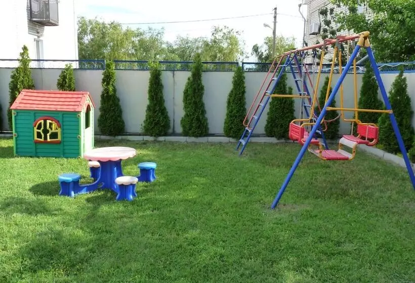 Majatalo Guest House Delfin