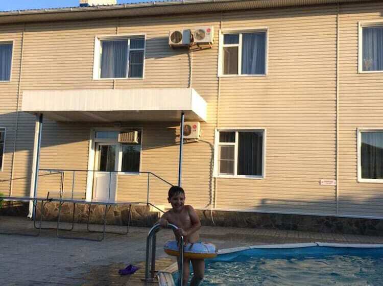 پانسیون Guest House Delfin