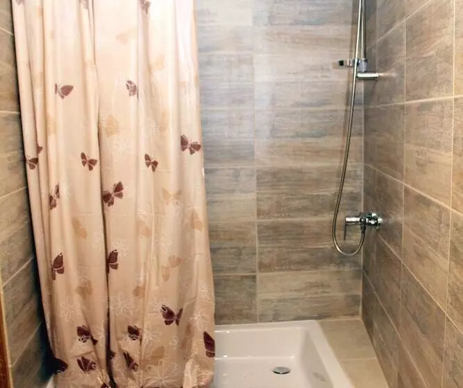 Majatalo Old Theatre Rooms And Apartments