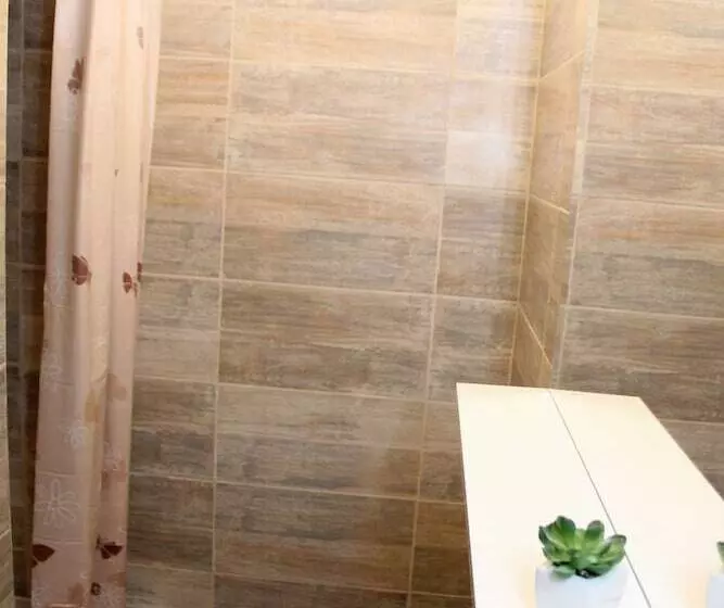 Majatalo Old Theatre Rooms And Apartments