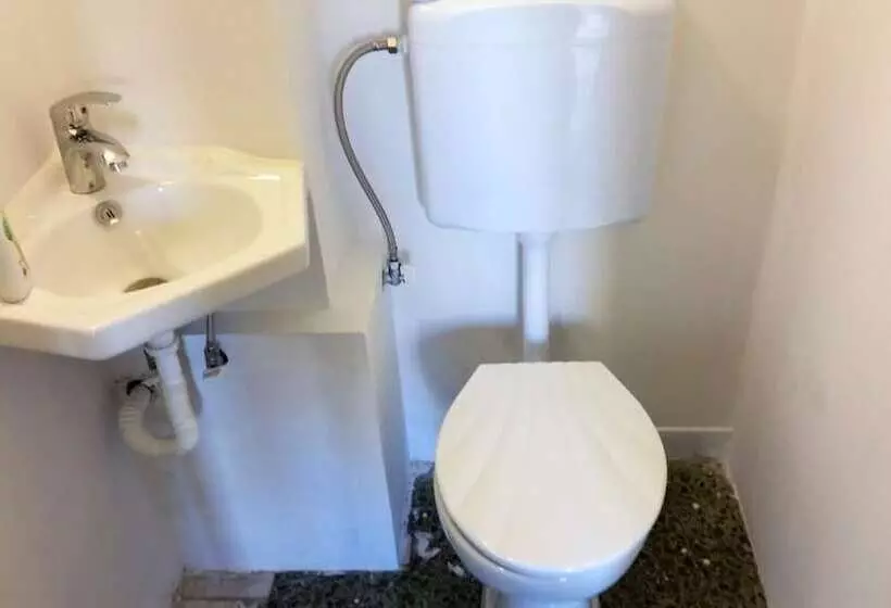 Space Paradise Apartments