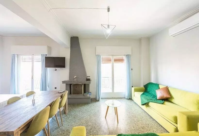 Space Paradise Apartments