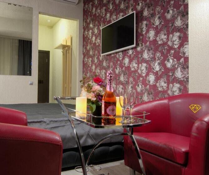 Alex Hotel On Zvezdnaya