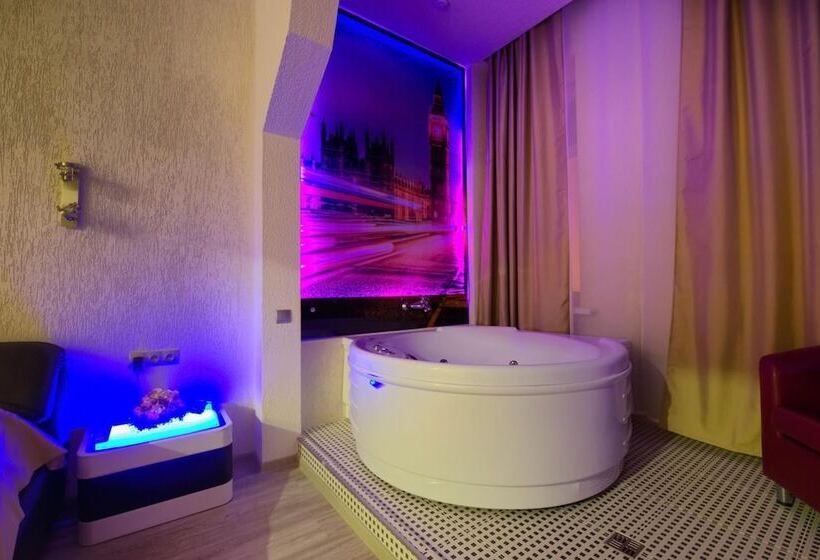 Alex Hotel On Zvezdnaya