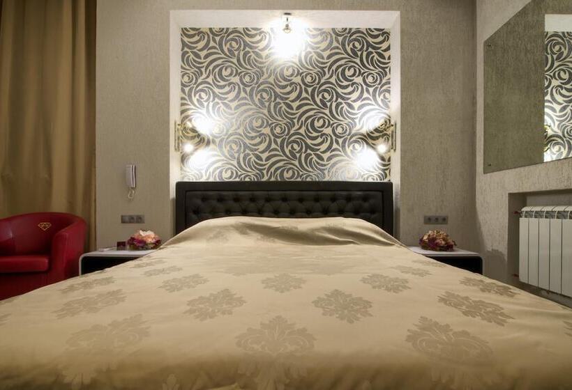 Alex Hotel On Zvezdnaya