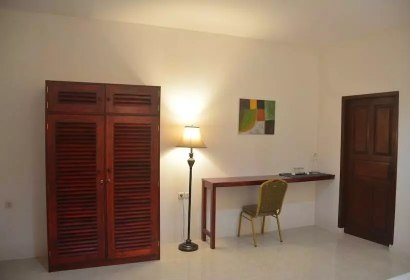 ベッドアンドブレックファースト Amigos Bungalows Gili Meno