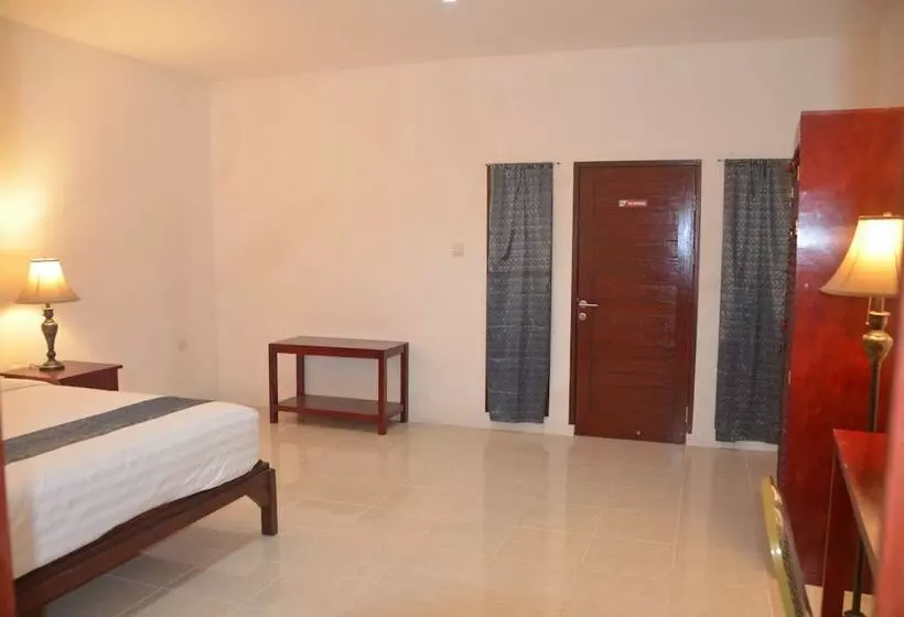 ベッドアンドブレックファースト Amigos Bungalows Gili Meno