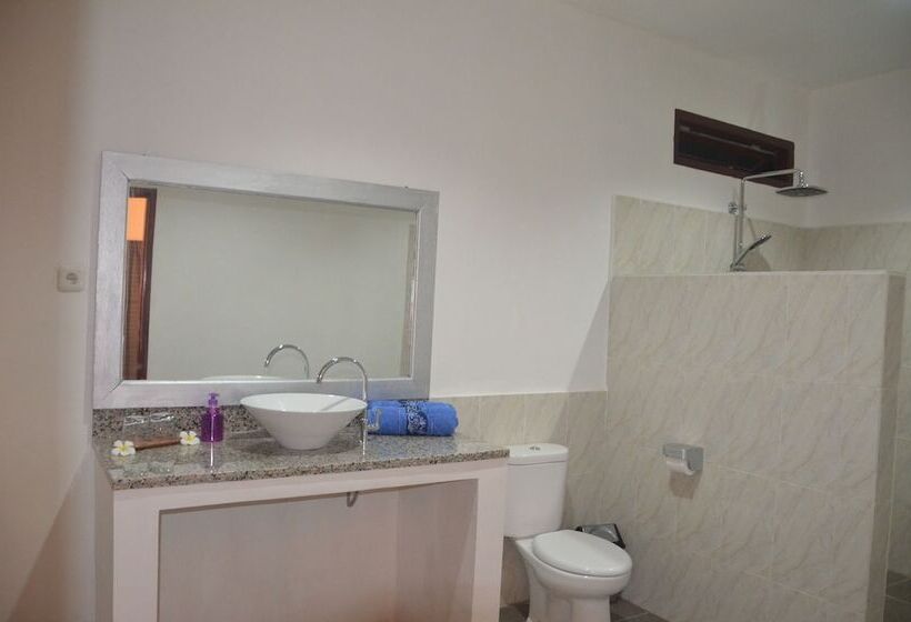 مبيت وإفطار Amigos Bungalows Gili Meno