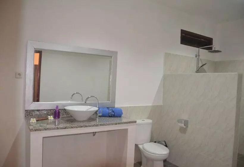 ベッドアンドブレックファースト Amigos Bungalows Gili Meno