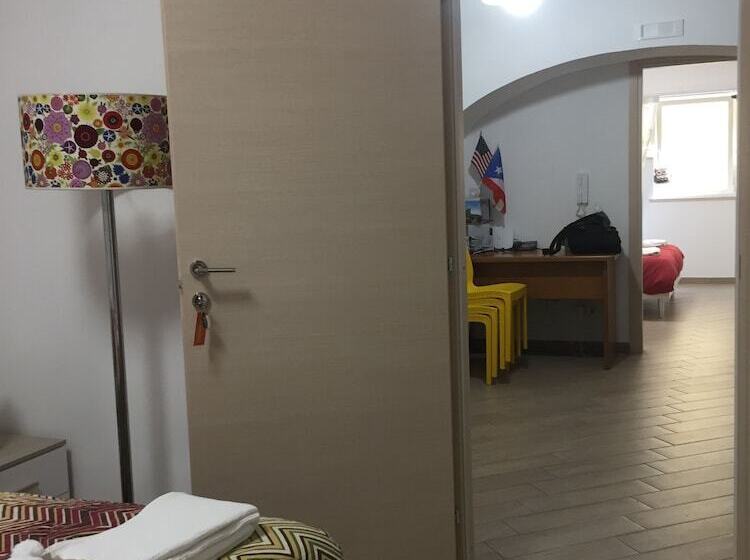 تختخواب و صبحانه Margherita Queen Home