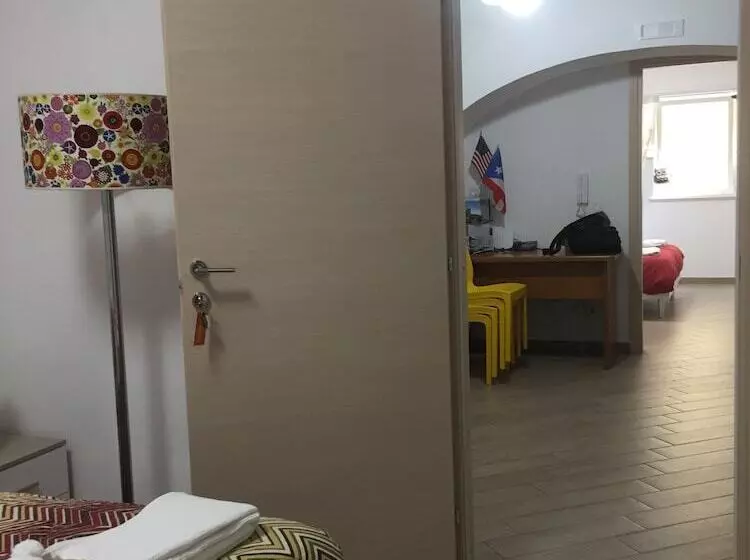 تختخواب و صبحانه Margherita Queen Home