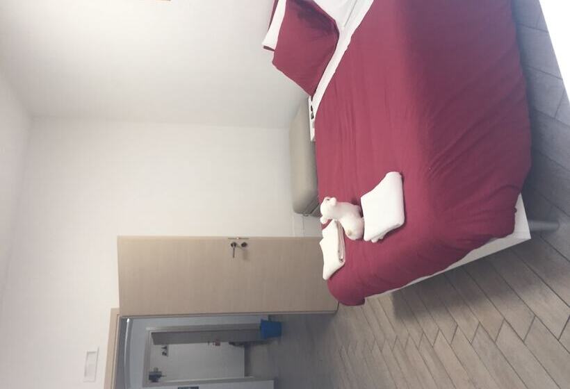 تختخواب و صبحانه Margherita Queen Home