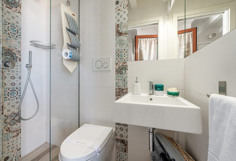 تختخواب و صبحانه Respiro Del Mare