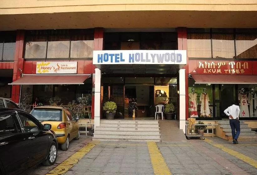 هتل Holly Wood